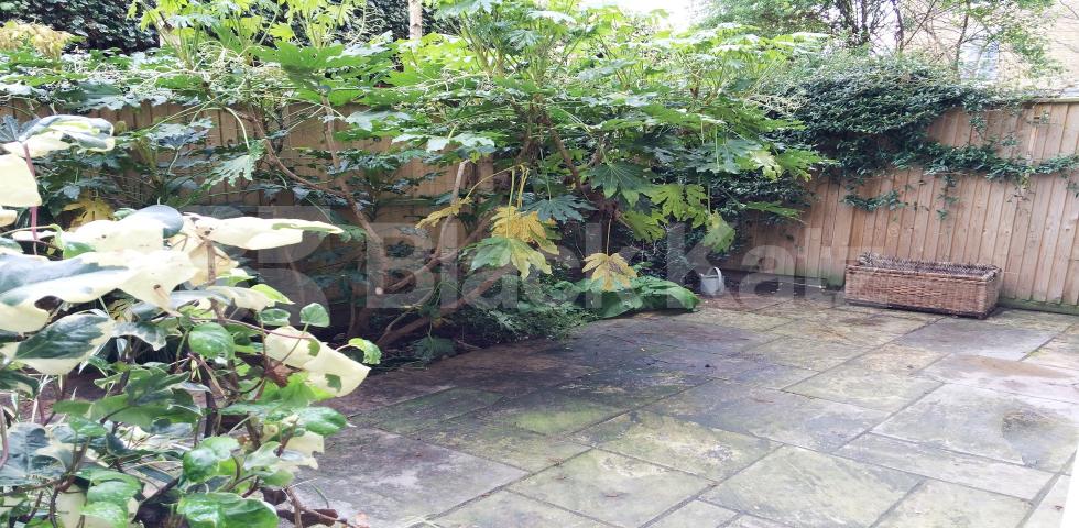 			NEW INSTRUCTION, 2 Bedroom, 1 bath, 1 reception Apartment			 Oval Mansions, Vauxhall/ Oval